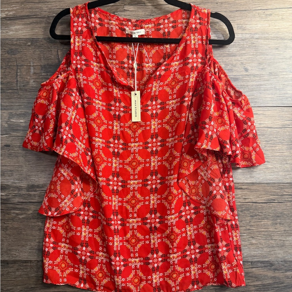 Cold-Shoulder Red Patterned Blouse - Unknown Brand